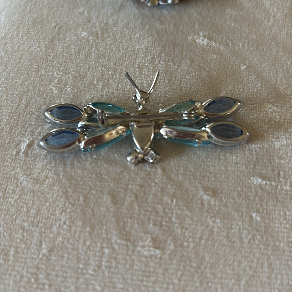 Set of two rhinestone brooches - Picture 5 of 5